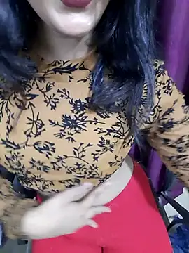 Snapshot of Monalisa670 chatting on 10-01-25, 04:35 Monalisa670 online show from 10-01-25, 04:35