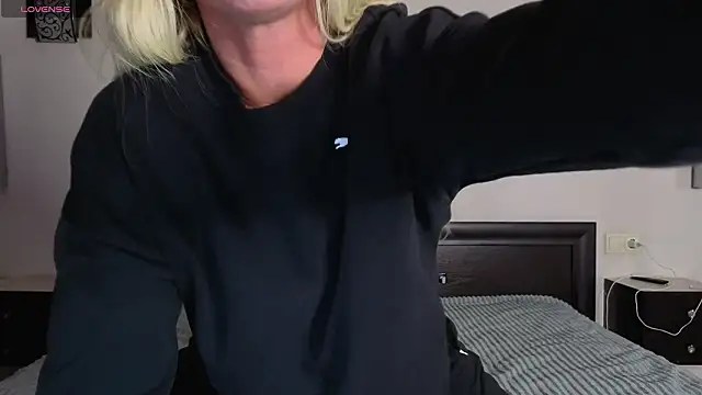 Whiteflower xo online show from 02-02-26, 06:34