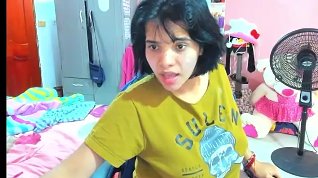 Snapshot of Ada_sienn chatting on 02-02-26, 04:11 Ada sienn online show from 02-02-26, 04:11