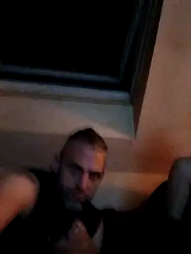 Snapshot of Stranwunder69 chatting on 09-27-25, 06:18 Stranwunder69 online show from 09-27-25, 06:18