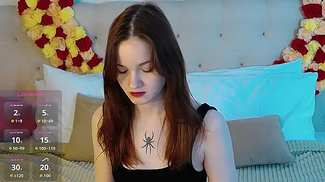 Snapshot of MichelleRoux chatting on 02-16-26, 07:54 MichelleRoux online show from 02-16-26, 07:54