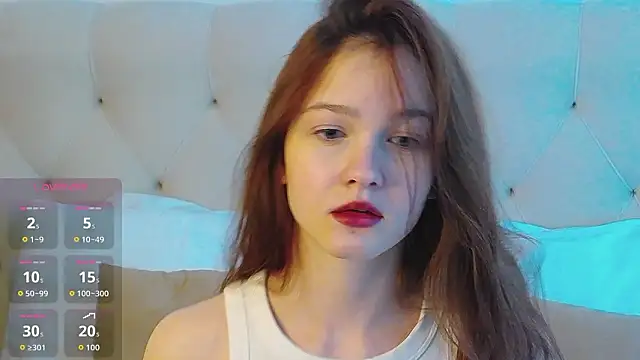 Snapshot of MichelleRoux chatting on 03-01-26, 01:57 MichelleRoux online show from 03-01-26, 01:57