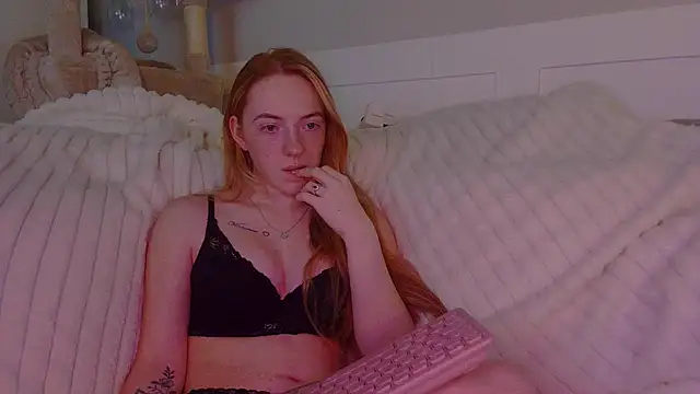 Little-Red21 online show from 12-02-25, 11:45