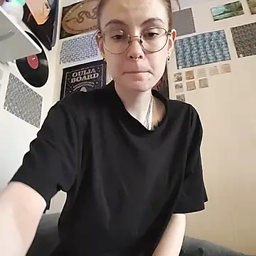 Snapshot of _arigins_ chatting on 10-26-25, 09:48  arigins  online show from 10-26-25, 09:48