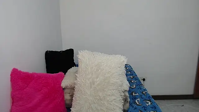 Rimuru17 online show from 03-18-26, 04:37