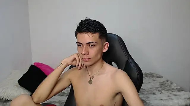 Rimuru17 online show from 03-29-26, 03:39