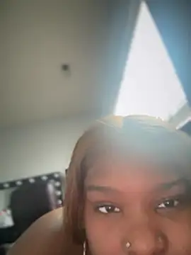 Snapshot of succubusebony chatting on 02-15-26, 05:31 succubusebony online show from 02-15-26, 05:31