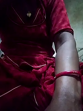 Snapshot of aunty_sumy chatting on 10-06-25, 01:03 aunty sumy online show from 10-06-25, 01:03