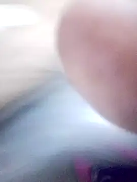 Snapshot of aunty_sumy chatting on 11-15-25, 04:03 aunty sumy online show from 11-15-25, 04:03