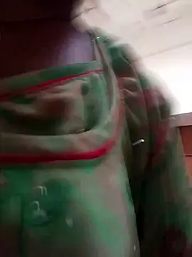 Snapshot of aunty_sumy chatting on 11-30-25, 06:06 aunty sumy online show from 11-30-25, 06:06