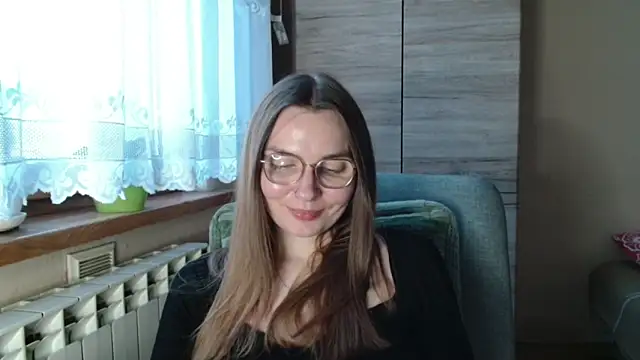 LooveELLYx online show from 11-26-25, 02:29