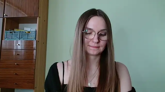 LooveELLYx online show from 02-04-26, 02:34