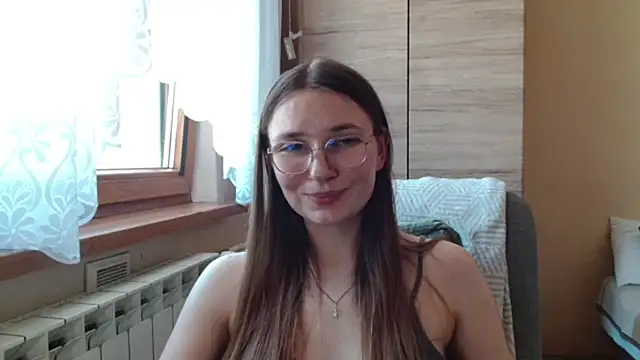 LooveELLYx online show from 06-27-26, 12:22