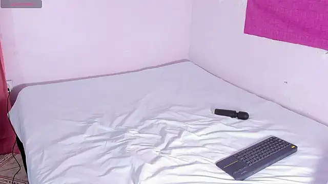 Snapshot of kethe_love_ chatting on 12-03-25, 09:24 kethe love online show from 12-03-25, 09:24