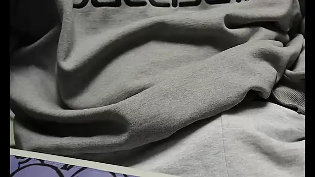 Snapshot of yungdboiy chatting on 09-16-25, 01:23 yungdboiy online show from 09-16-25, 01:23