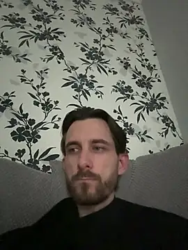 Big8inchUncutCock online show from 06-18-26, 12:09