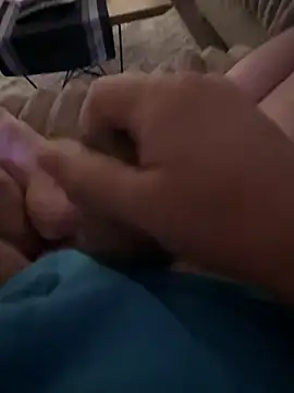 Snapshot of nenad062 chatting on 09-09-25, 05:40 nenad062 online show from 09-09-25, 05:40