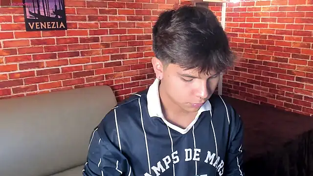 Thiago Kozak online show from 07-28-26, 01:21