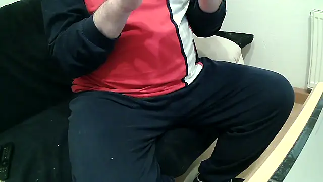 Snapshot of Lavastrom3 chatting on 12-14-25, 03:28 Lavastrom3 online show from 12-14-25, 03:28