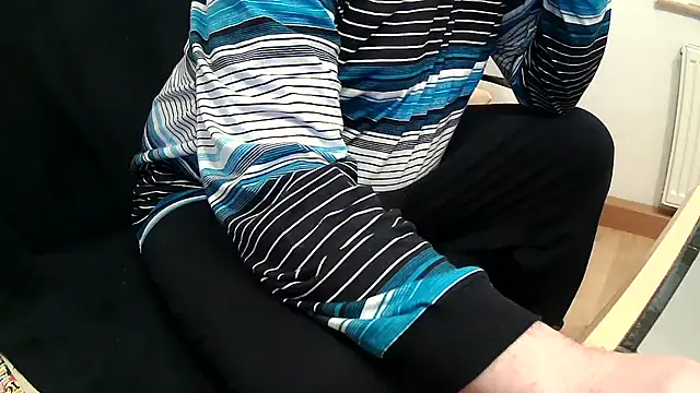 Lavastrom3 online show from 12-18-25, 04:02