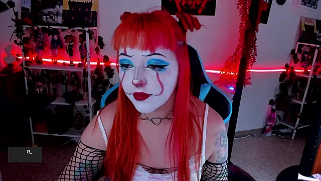 Snapshot of Makii_33 chatting on 10-02-25, 06:48 Makii 33 online show from 10-02-25, 06:48