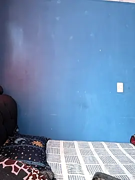 Hanna Kieran online show from 11-23-25, 03:01