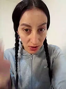 Snapshot of Oriana111 chatting on 10-24-25, 12:56 Oriana111 online show from 10-24-25, 12:56