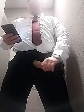 BigCristh79 online show from 10-26-25, 02:06