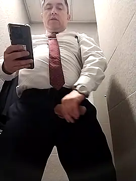 BigCristh79 online show from 04-04-26, 07:28