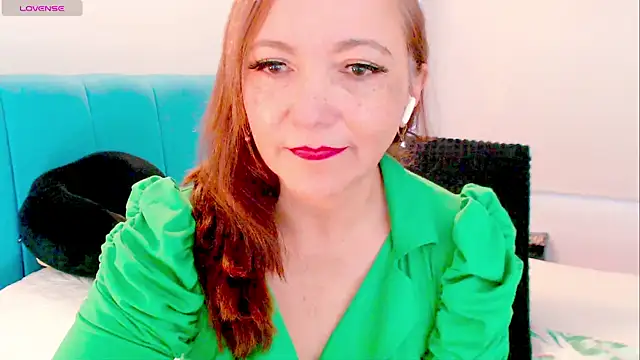 Snapshot of Kendraline1 chatting on 06-30-26, 07:04 Kendraline1 online show from 06-30-26, 07:04