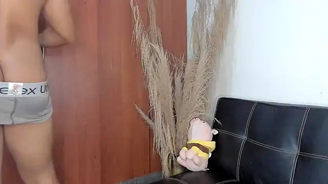 Evansdark1 online show from 11-21-25, 11:03