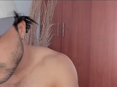 Evansdark1 online show from 12-20-25, 10:06