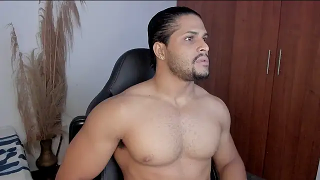 Snapshot of Evansdark1 chatting on 06-30-26, 11:28 Evansdark1 online show from 06-30-26, 11:28