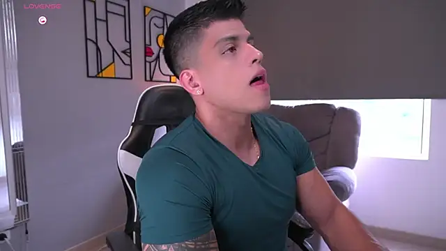 tyler muscle1 online show from 01-14-26, 07:41