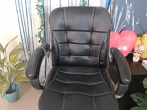 anika bold online show from 11-09-25, 03:27