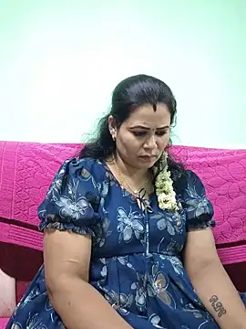 Snapshot of tamilaruvi chatting on 05-14-26, 10:33 tamilaruvi online show from 05-14-26, 10:33