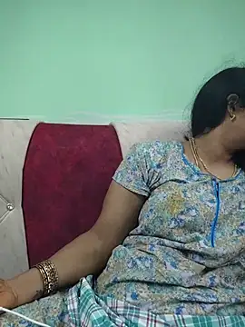 Snapshot of tamilaruvi chatting on 05-31-26, 07:15 tamilaruvi online show from 05-31-26, 07:15