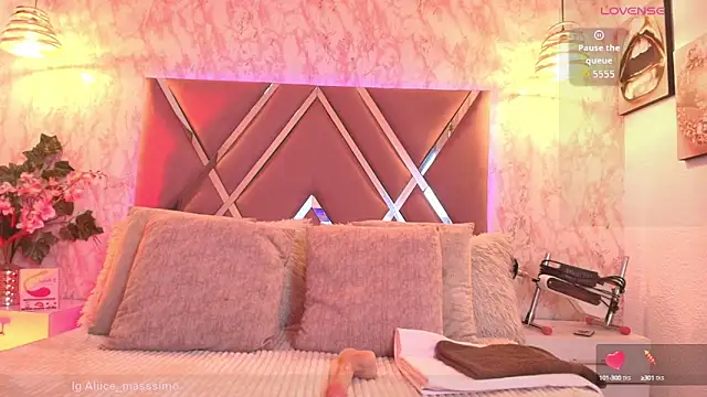 Aliice1  online show from 10-04-25, 08:40