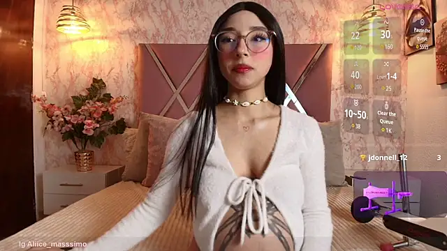 Aliice1  online show from 11-30-25, 10:58