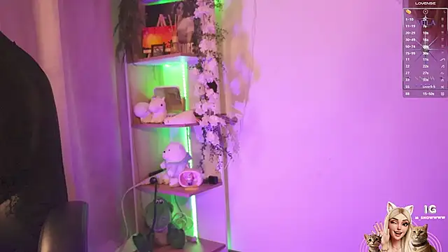 Miila snow online show from 11-13-25, 11:53