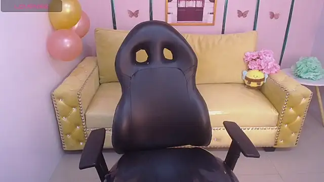 bellatrix ch online show from 04-10-26, 01:05