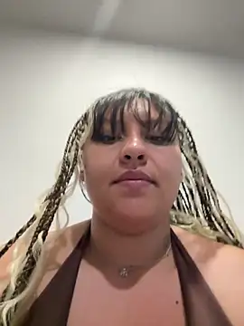 Larissa Antonella online show from 04-23-26, 01:29