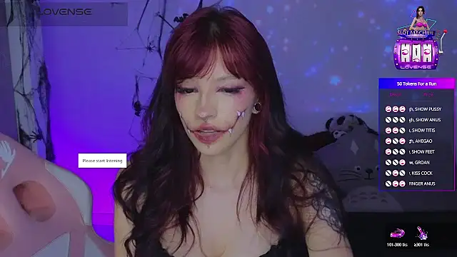 Snapshot of Moonlightt_21 chatting on 10-18-25, 04:15 Moonlightt 21 online show from 10-18-25, 04:15