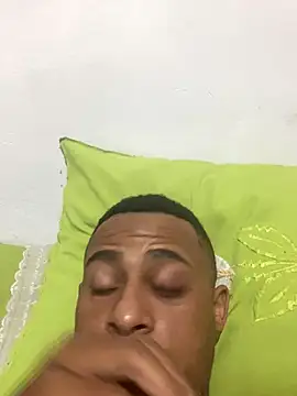 Snapshot of freedmar chatting on 11-09-25, 02:04 freedmar online show from 11-09-25, 02:04