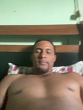 Snapshot of freedmar chatting on 03-13-26, 08:15 freedmar online show from 03-13-26, 08:15