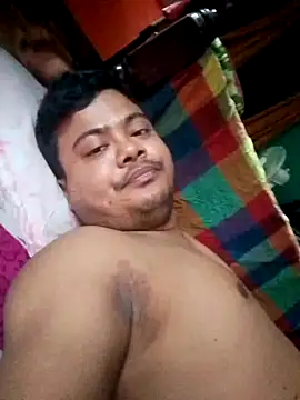 Snapshot of CatchingBouquet chatting on 10-18-25, 11:00 CatchingBouquet online show from 10-18-25, 11:00