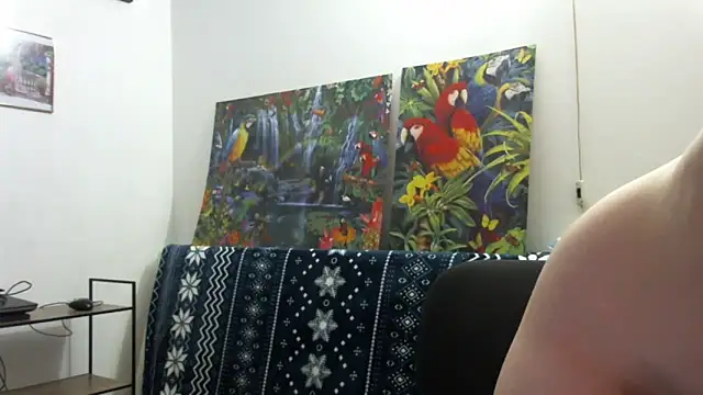 Snapshot of sweetdolly20 chatting on 10-18-25, 06:16 sweetdolly20 online show from 10-18-25, 06:16