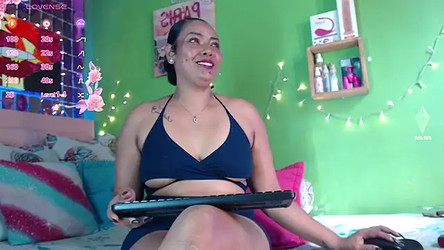 Snapshot of katherinnyazz chatting on 01-09-26, 02:31 katherinnyazz online show from 01-09-26, 02:31