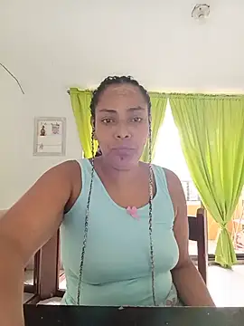 Snapshot of katherinnyazz chatting on 05-21-26, 02:02 katherinnyazz online show from 05-21-26, 02:02