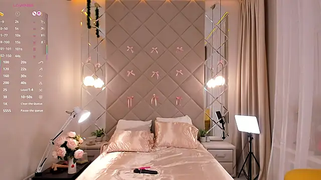 Nelly Kimm online show from 03-16-26, 01:11